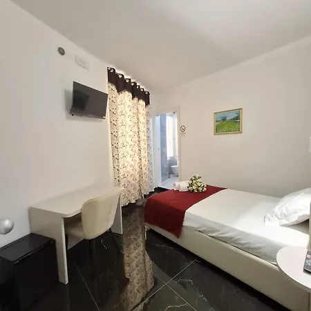 Solferino Hotell 3*